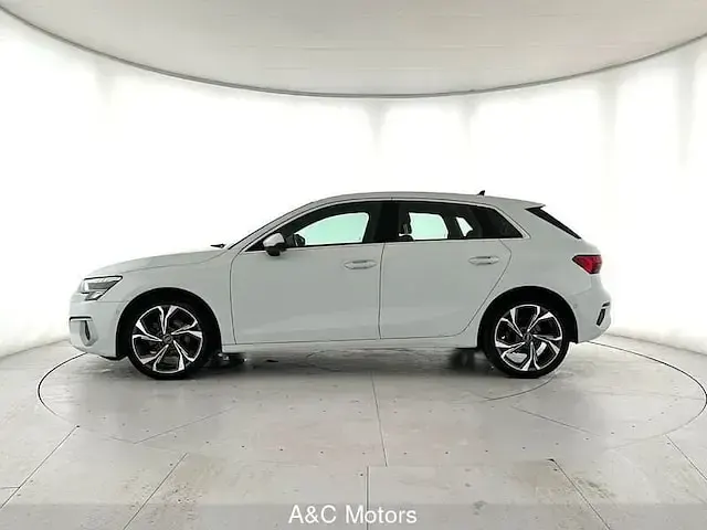 Usata Audi A3 Advanced 116 CV (85 kW) 2023 Bianco Berlina