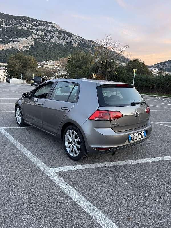 Usata VW Golf VII Comfortline 105 CV (77 kW) 2013 Berlina