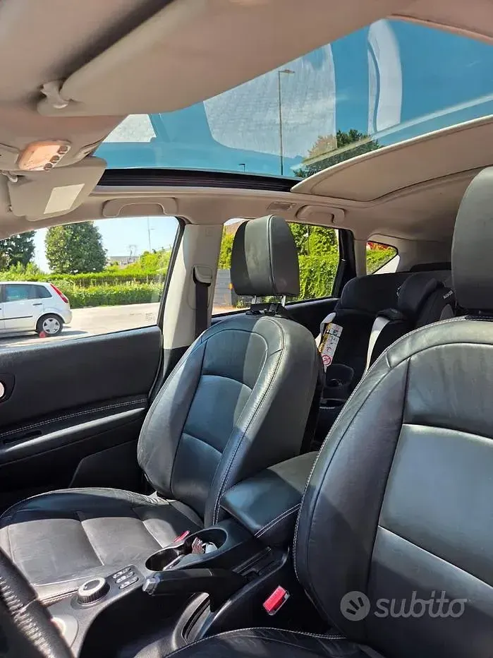 Usata Nissan Qashqai Tekna 150 CV (110 kW) 2011 Bianco SUV