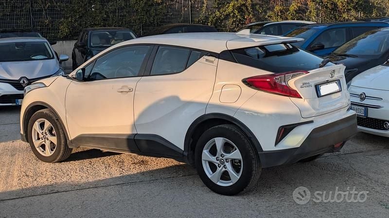 Occasion Toyota C-HR 116 PK (85 kW) 2017 Wit SUV