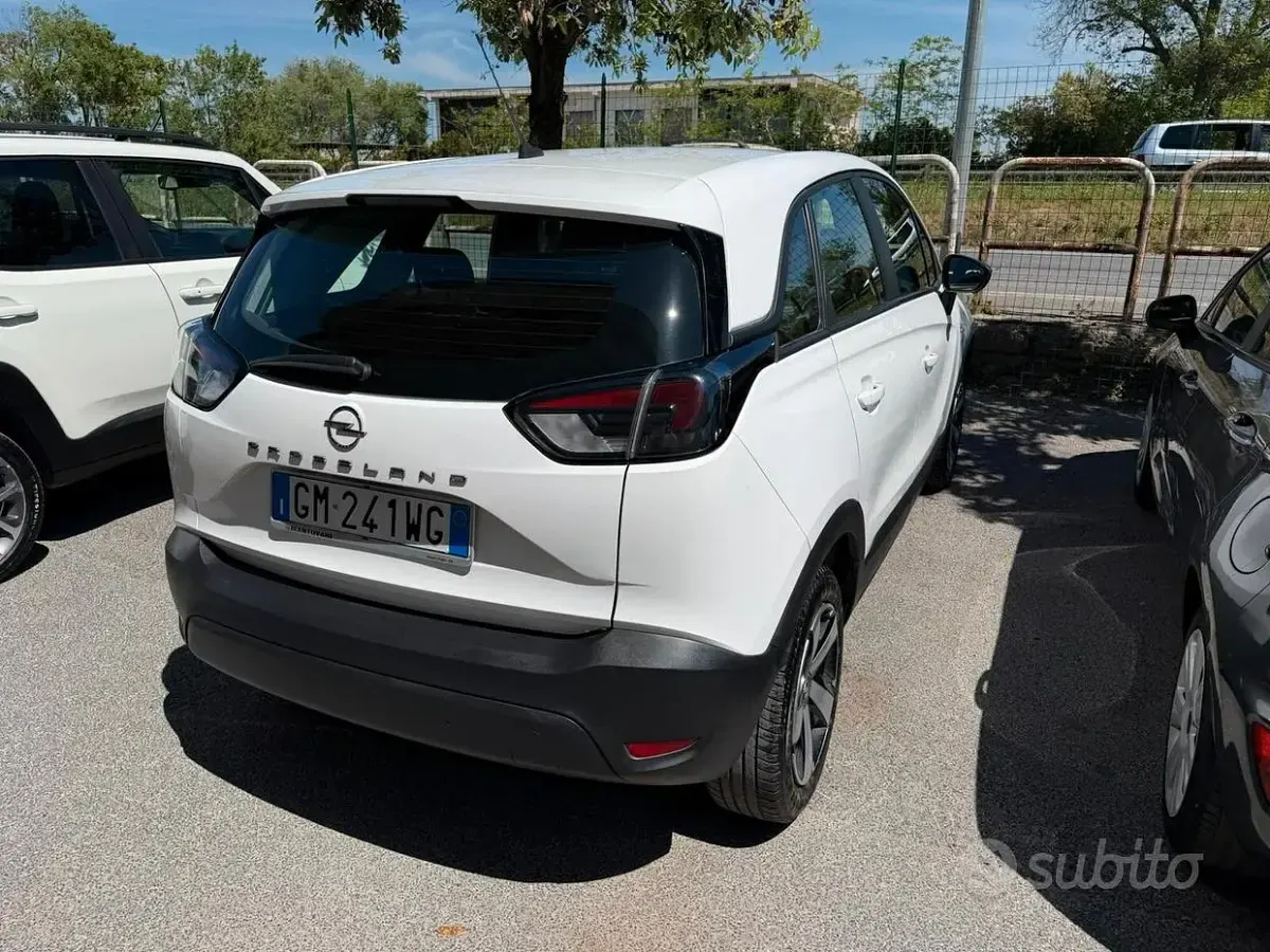 Usata Opel Crossland Edition 110 CV (80 kW) 2023 Bianco SUV
