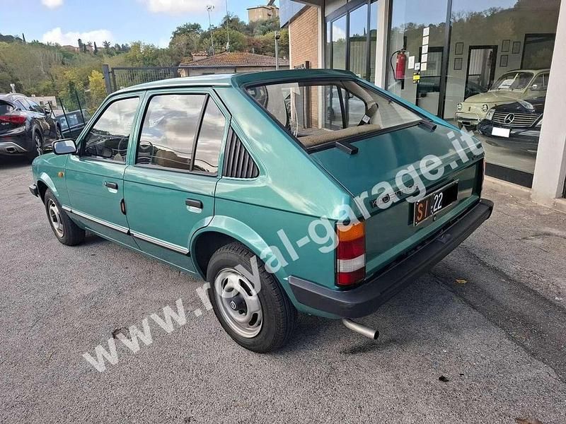Usata Opel Kadett S 50 CV (36 kW) 1981 Turkis metallic (339) Berlina
