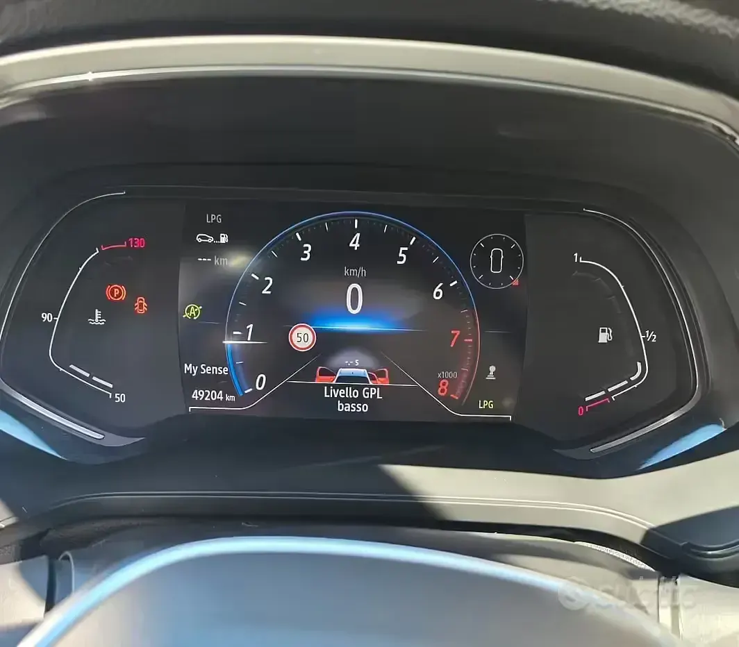 Usata Renault Captur 101 CV (74 kW) 2023 Nero SUV
