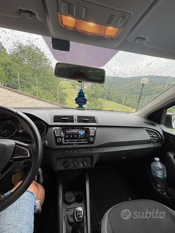 Usata Skoda Fabia 64 CV (47 kW) 2020 Grigio Utilitaria