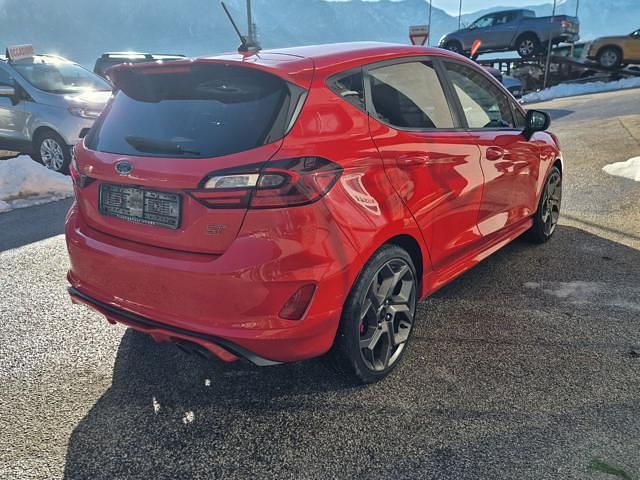 Usata Ford Fiesta ST 200 CV (147 kW) 2023 Rosso Utilitaria