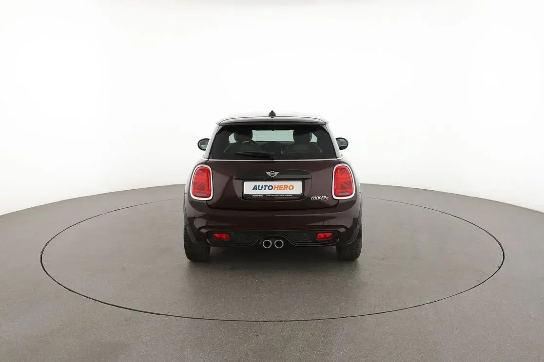 Usata Mini Cooper S 192 CV (141 kW) 2020 Marrone Utilitaria