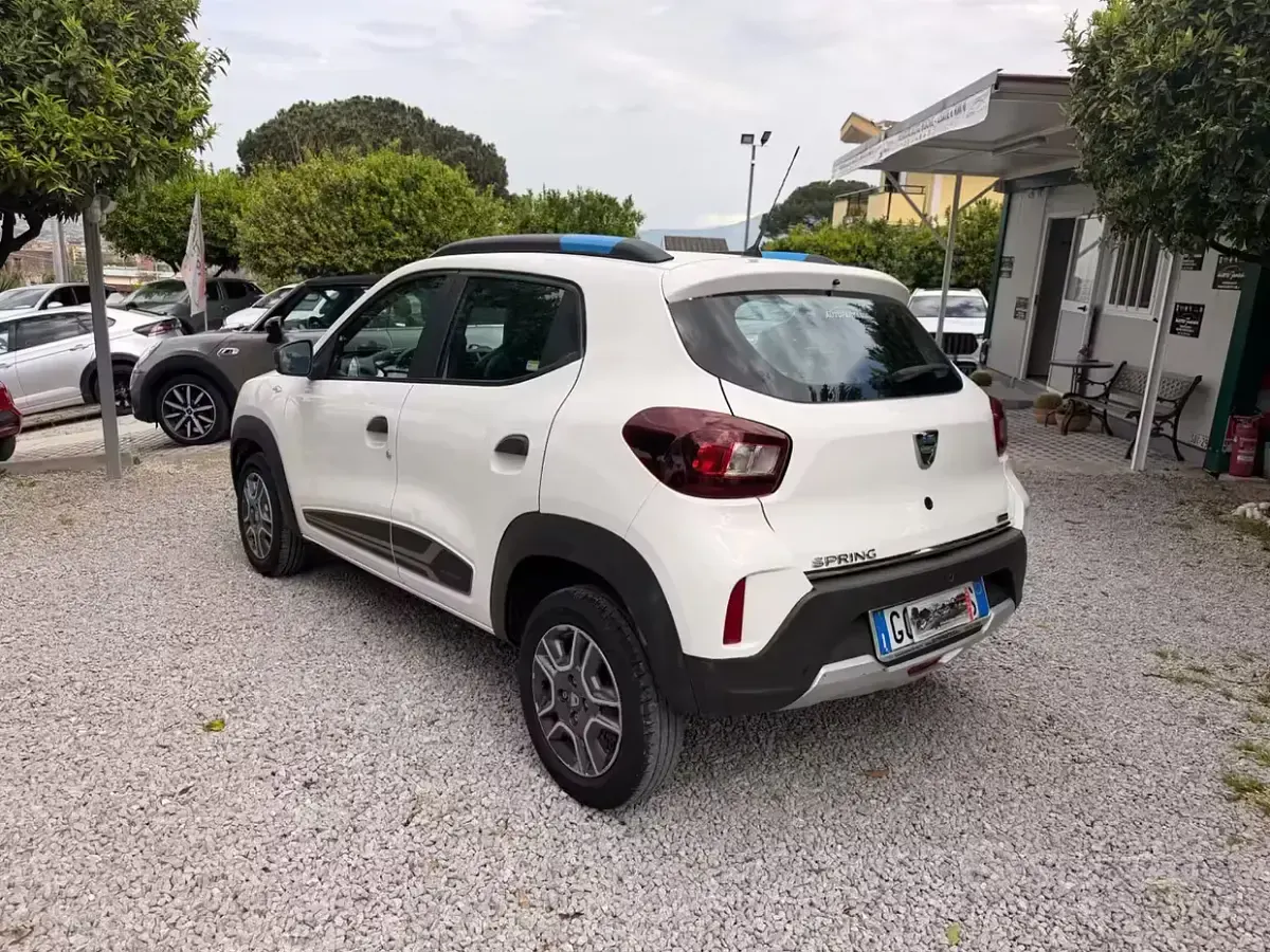 Usata Dacia Spring Comfort Plus 18 kW (25 CV) 2021 Bianco Utilitaria