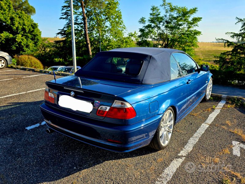 Usata BMW 318 Cabriolet 143 CV (105 kW) 2003 Blu Cabrio
