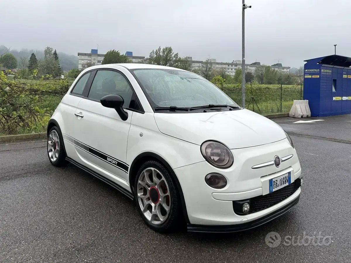 Usata Fiat 500 75 CV (55 kW) 2010 Bianco Utilitaria