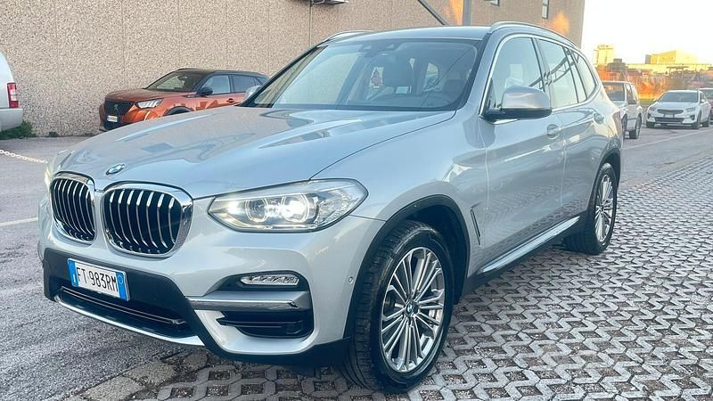 Usata BMW X3 Luxury Line 190 CV (139 kW) 2019 Argento SUV