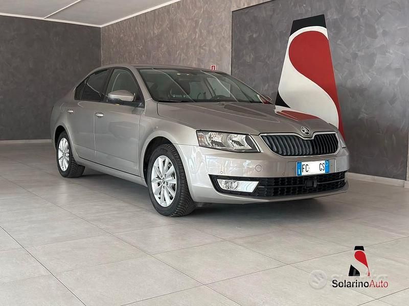 Usata Skoda Octavia G-TEC Ambition 110 CV (80 kW) 2016 Nero Berlina