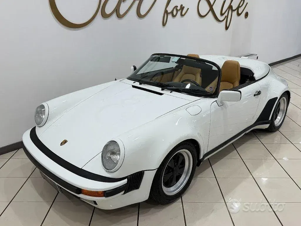 Usata Porsche 911 Carrera Cabriolet 218 CV (160 kW) 1989 Bianco Cabrio