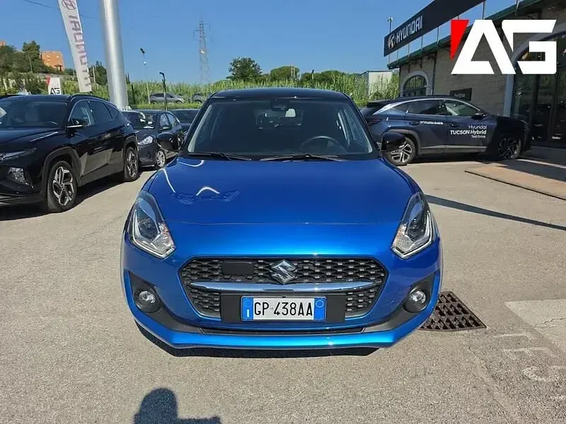 Usata Suzuki Swift 83 CV (61 kW) 2023 Blu/azzurro Utilitaria