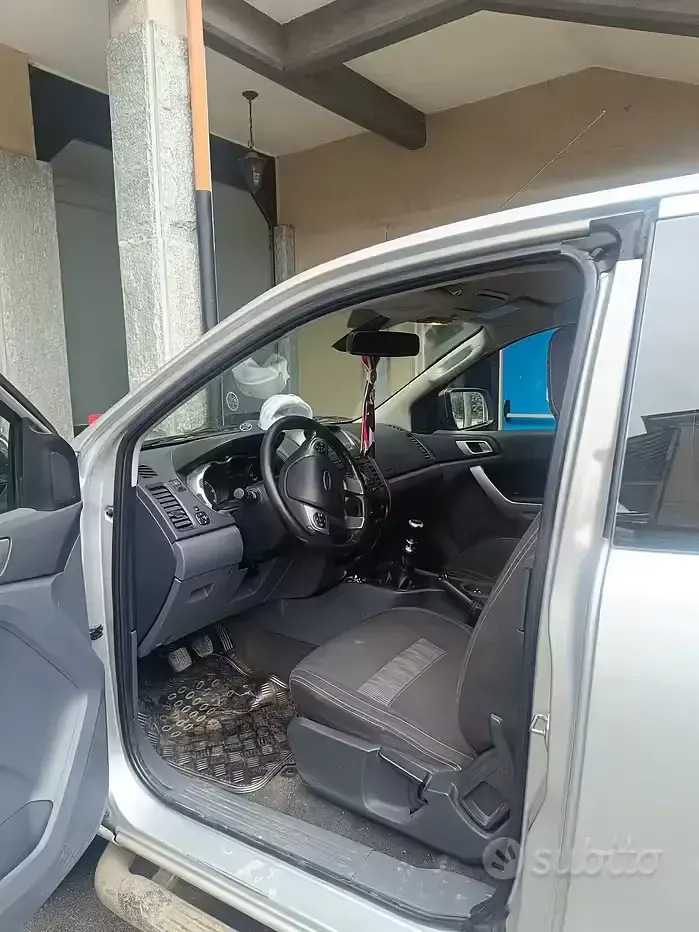 Usata Ford Ranger 2013 Grigio Pick-up