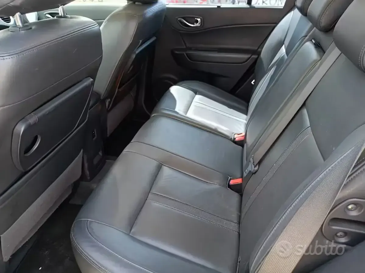 Usata Renault Koleos 175 CV (128 kW) 2008 Grigio SUV