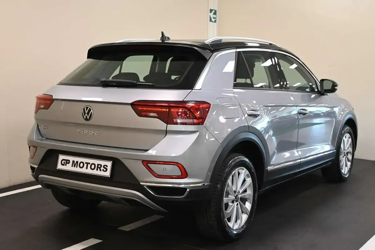 Usata VW T-Roc Style 116 CV (85 kW) 2025 Grigio SUV