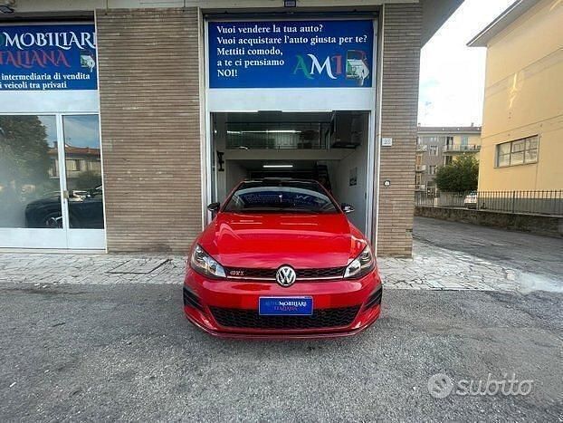 Käytetty VW Golf VII GTI 245 HP (180 kW) 2017 Punainen Sedan