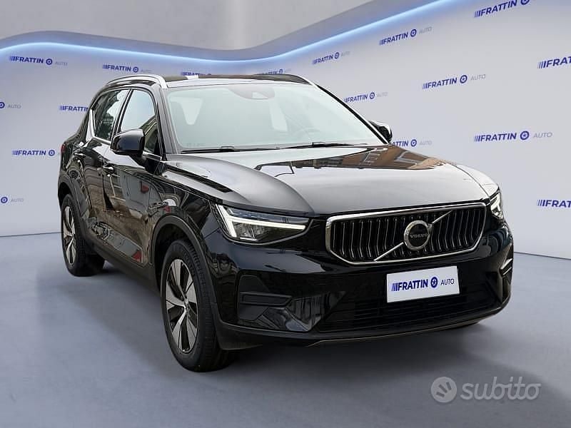 Usata Volvo XC40 Core 211 CV (155 kW) 2022 Nero SUV
