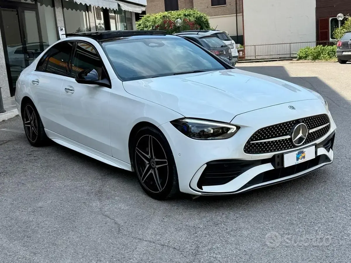 Usata Mercedes C300 Premium 265 CV (194 kW) 2022 Other Berlina