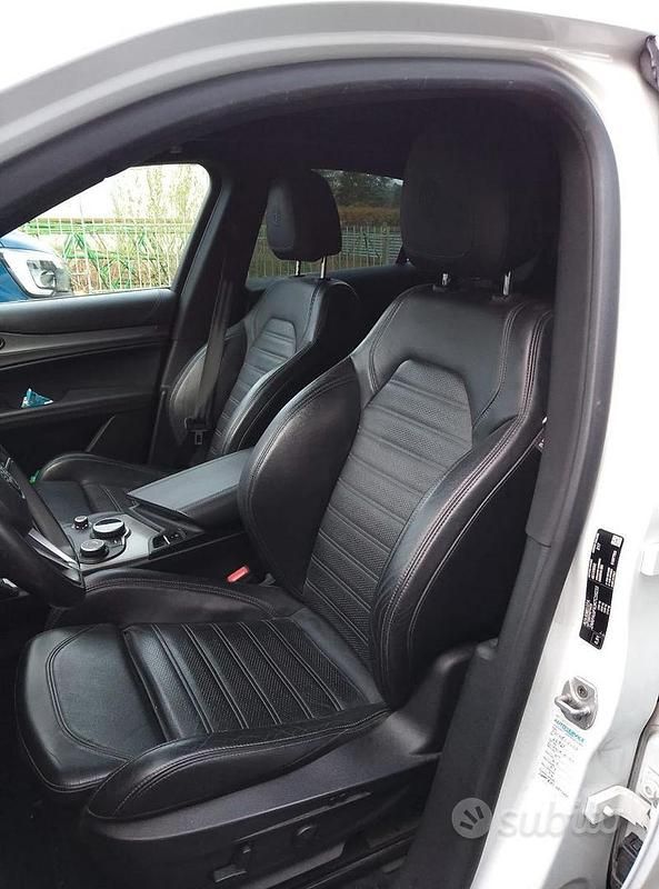 Usata Alfa Romeo Stelvio 190 CV (139 kW) 2019 Bianco SUV