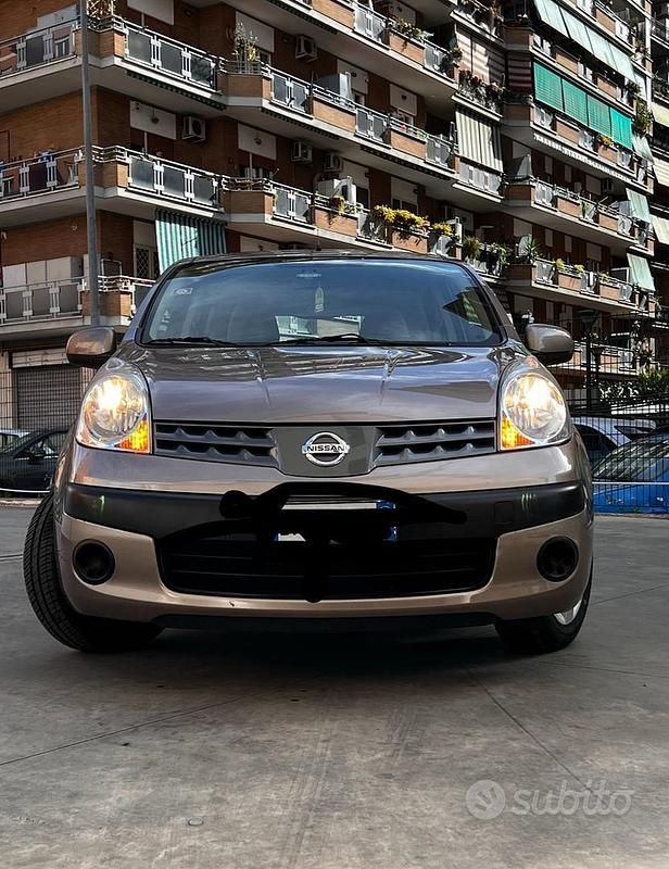 Marrone Usata 2007 Nissan Note Monovolume | 1800 € (Buon prezzo) - Immagine 1/4