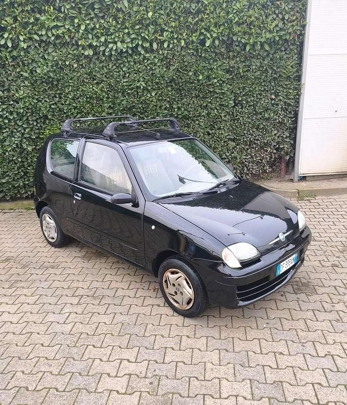 Usata Fiat 600 Anniversary 54 CV (39 kW) 2007 Nero Utilitaria