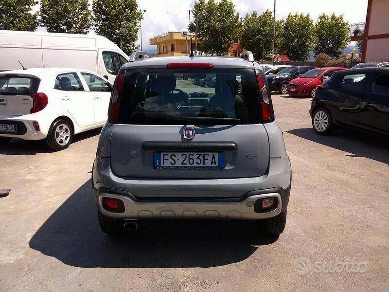 Usata Fiat Panda Cross Cross 85 CV (62 kW) 2018 Argento Utilitaria