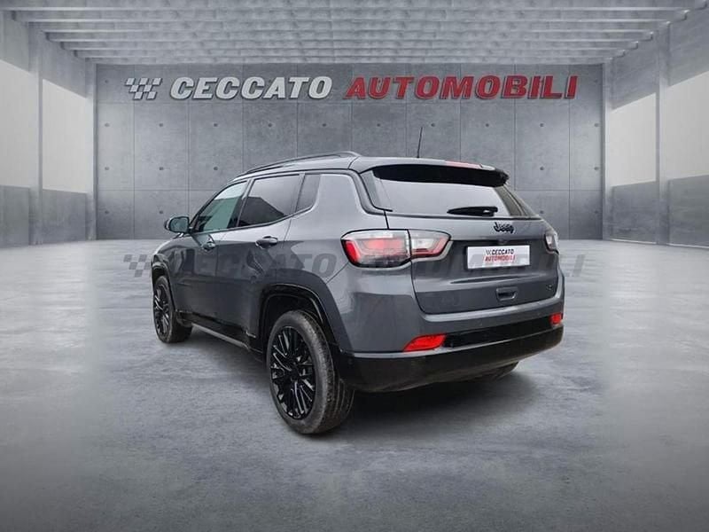 Usata Jeep Compass 131 CV (96 kW) 2024 Grigio SUV