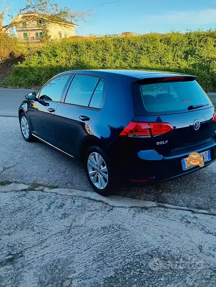 Second-hand VW Golf VII Comfortline 110 CP (80 kW) 2015 Albastru Berlinǎ