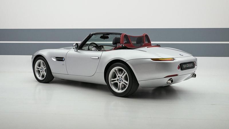 Usata BMW Z8 Sport Line 400 CV (294 kW) 2003 Grigio metallizzato Cabrio