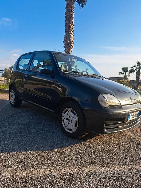 Usata Fiat 600 54 CV (39 kW) 2007 Utilitaria
