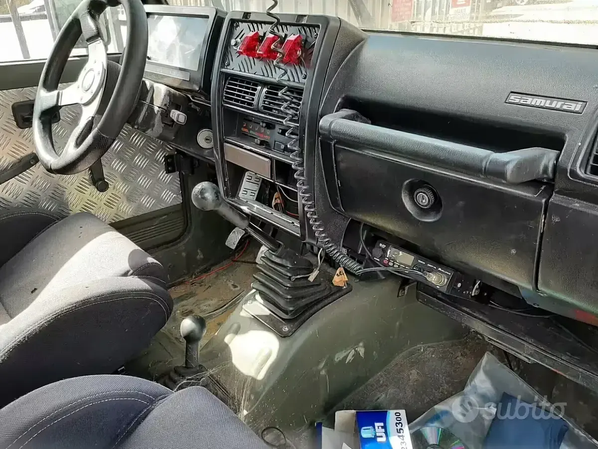 Usata Suzuki Samurai 45 CV (33 kW) 1989 Verde SUV