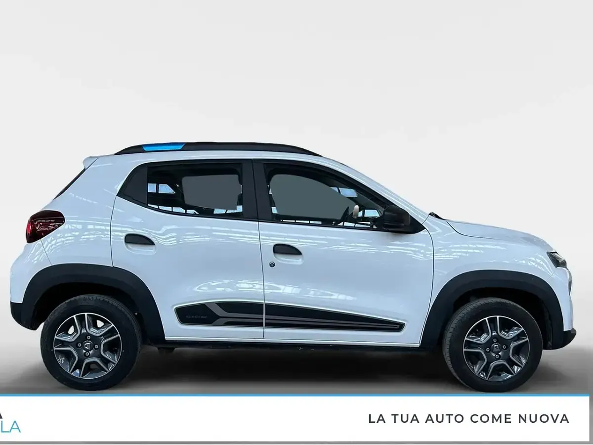 Usata Dacia Spring Comfort 19 kW (26 CV) 2021 Bianco Utilitaria