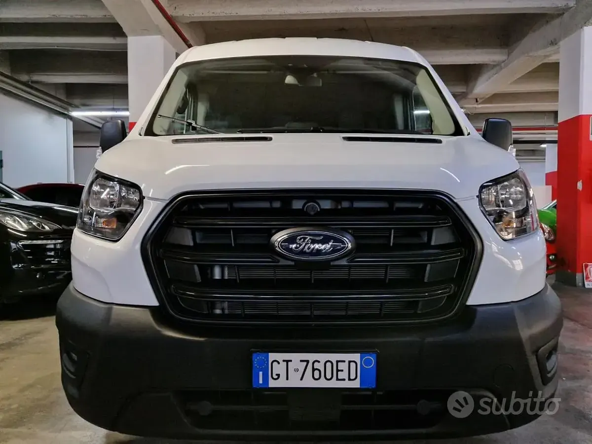 Usata Ford Transit 131 CV (96 kW) 2024 Bianco Monovolume