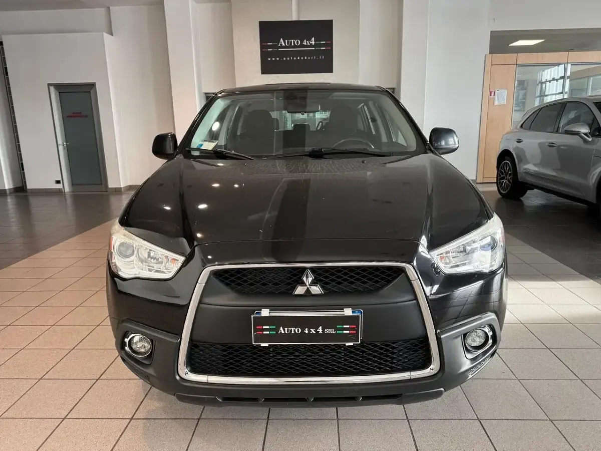 Usata Mitsubishi ASX Invite 149 CV (109 kW) 2011 Marrone SUV