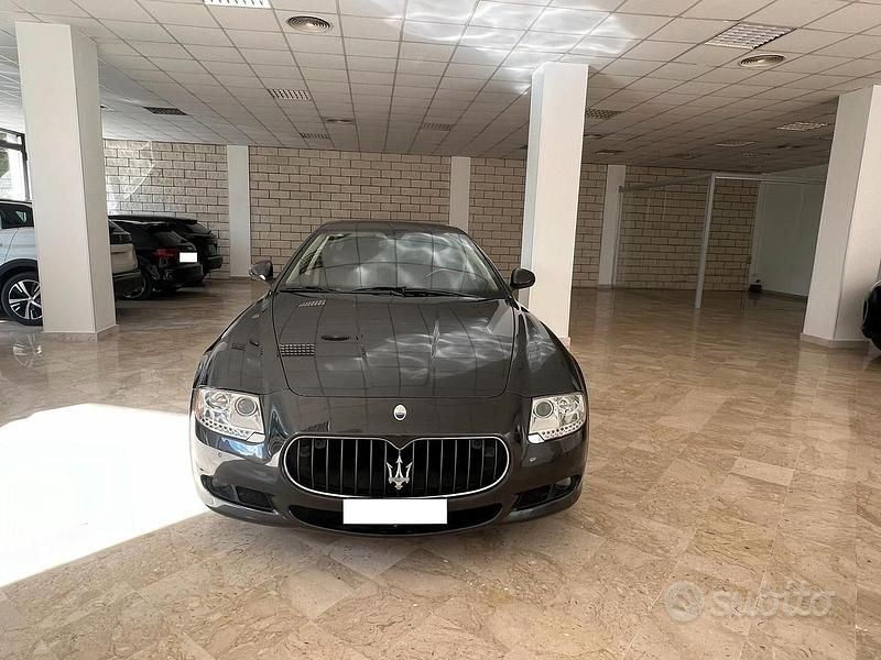 Usata Maserati Quattroporte 399 CV (293 kW) 2010 Grigio Berlina