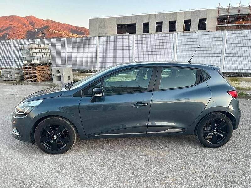 Usata Renault Clio IV 2019 Grigio Utilitaria