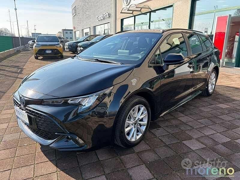 Nero Usata 2024 Toyota Corolla Active Station wagon | 25.990 € (Buon prezzo) - Immagine 1/4