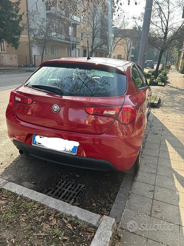 Usata Alfa Romeo Giulietta 120 CV (88 kW) 2015 Utilitaria