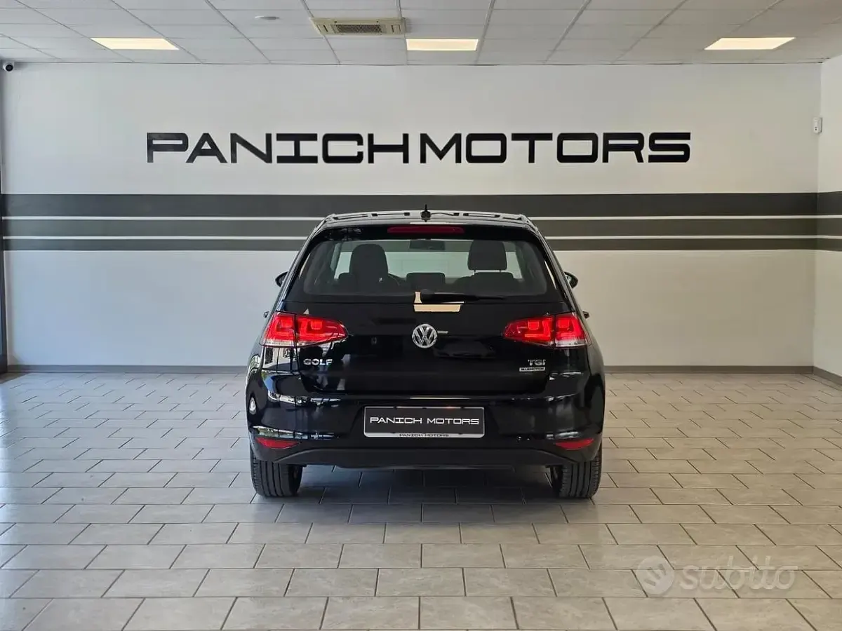 Usata VW Golf VII Highline 110 CV (80 kW) 2016 Bianco Berlina