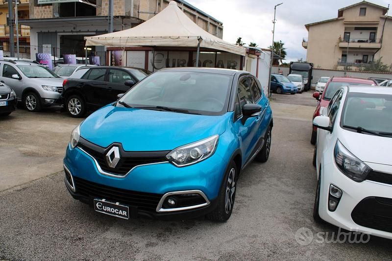 Usata Renault Captur Iconic 110 CV (80 kW) 2015 Blu SUV