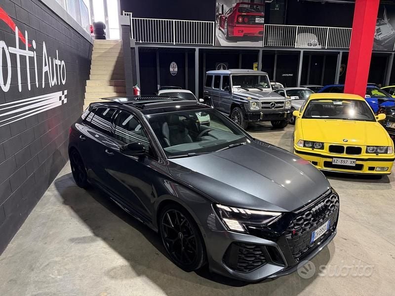 Usata Audi RS3 400 CV (294 kW) 2022 Grigio scuro Berlina