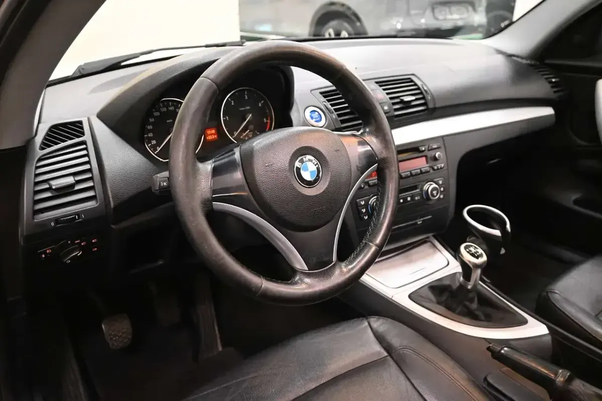 Occasion BMW 120 177 ch (130 kW) 2008 Blanc Citadine