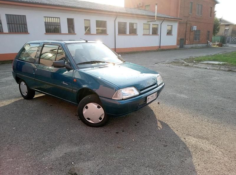 Usata Citroën AX 50 CV (36 kW) 1996 Verde Utilitaria