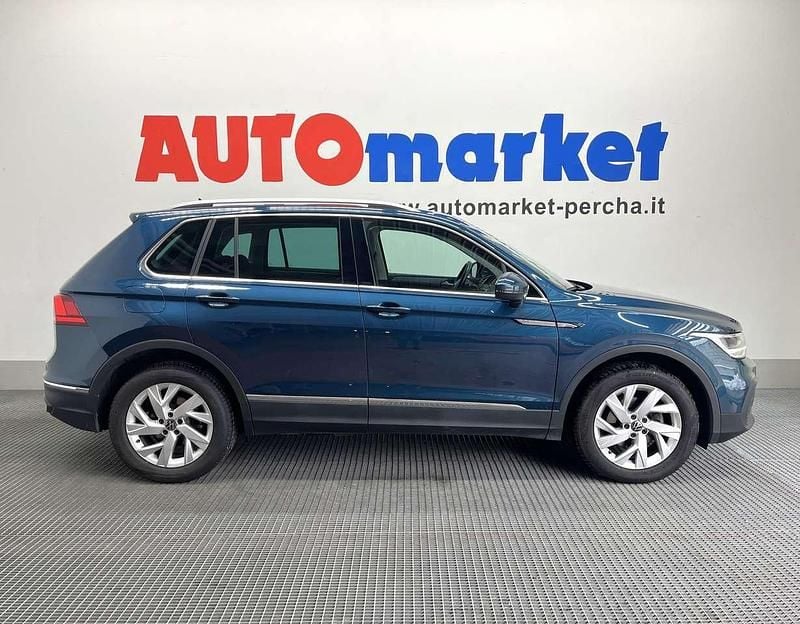 Usata VW Tiguan Life 150 CV (110 kW) 2021 Blu/azzurro SUV
