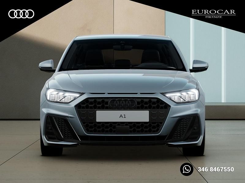 Nuova Audi A1 Sportback S-Line 116 CV (85 kW) 2025 Bianco ghiacciaio metallizzato Utilitaria