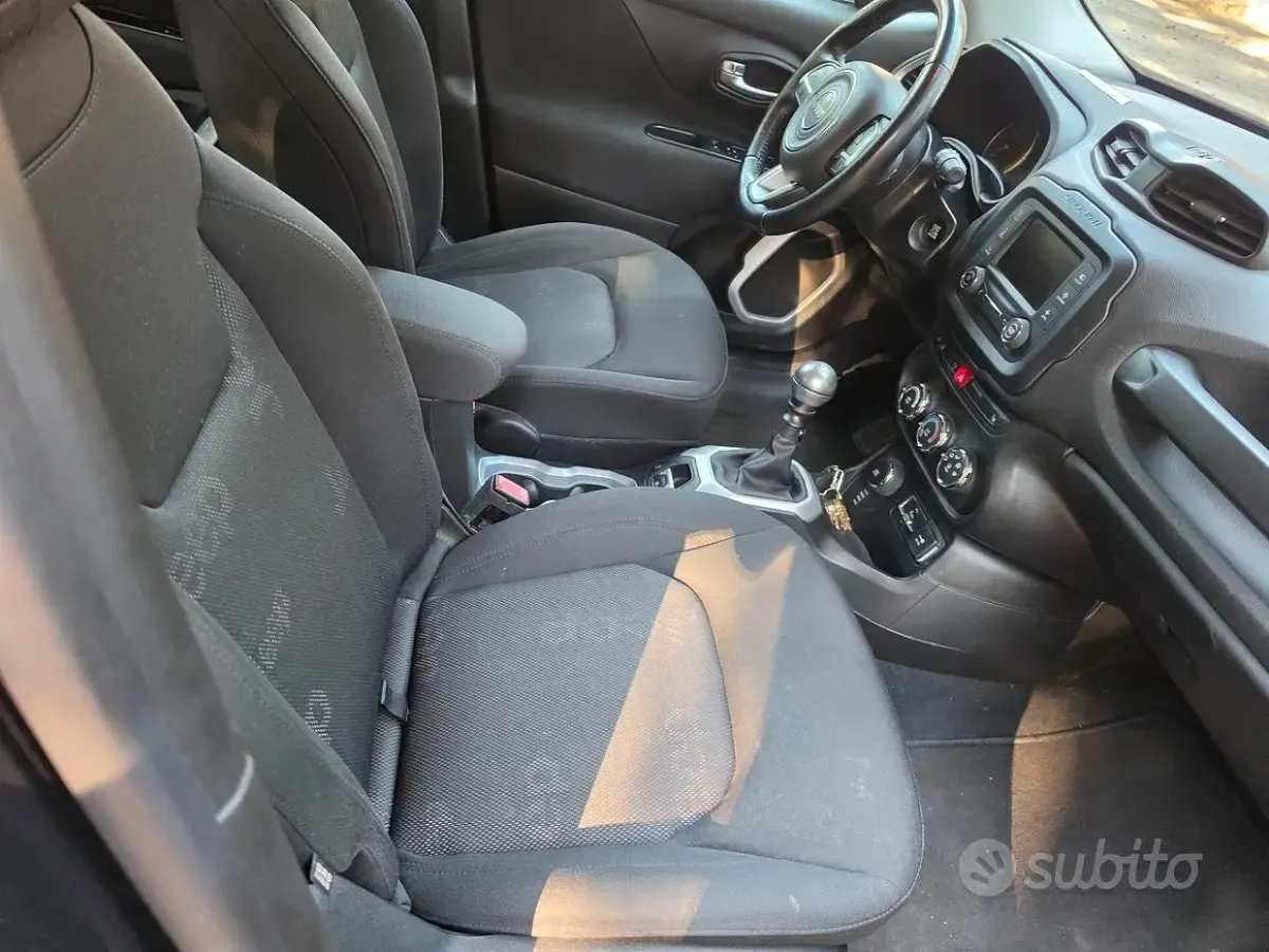 Usata Jeep Renegade 140 CV (102 kW) 2017 Nero SUV