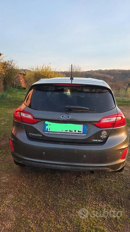 Gebraucht Ford Fiesta 75 PS (55 kW) 2018 Kleinwagen