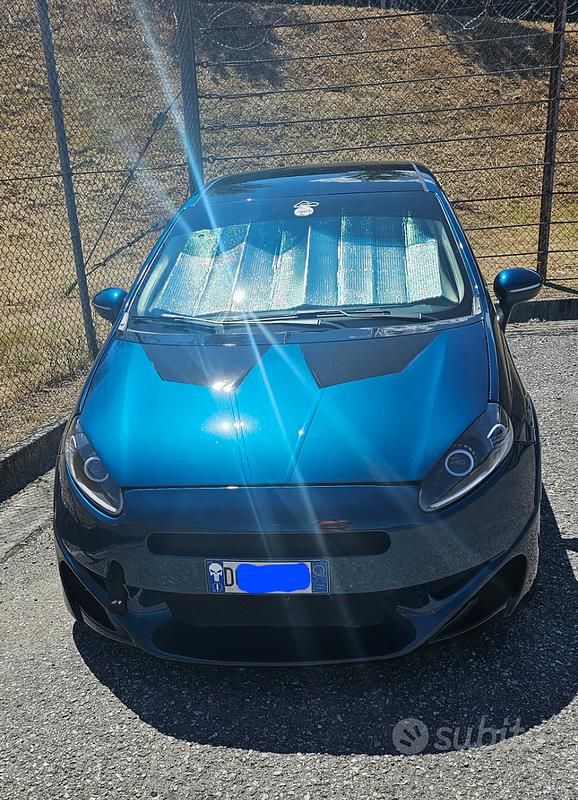 Usata Fiat Grande Punto Sport 95 CV (69 kW) 2007 Blu Utilitaria