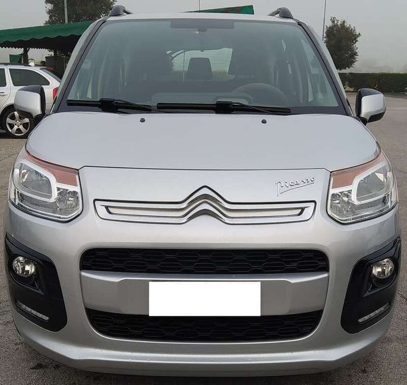 Argento Usata 2013 Citroën C3 Picasso Seduction Monovolume | 3500 € (Ottimo prezzo) - Immagine 1/4
